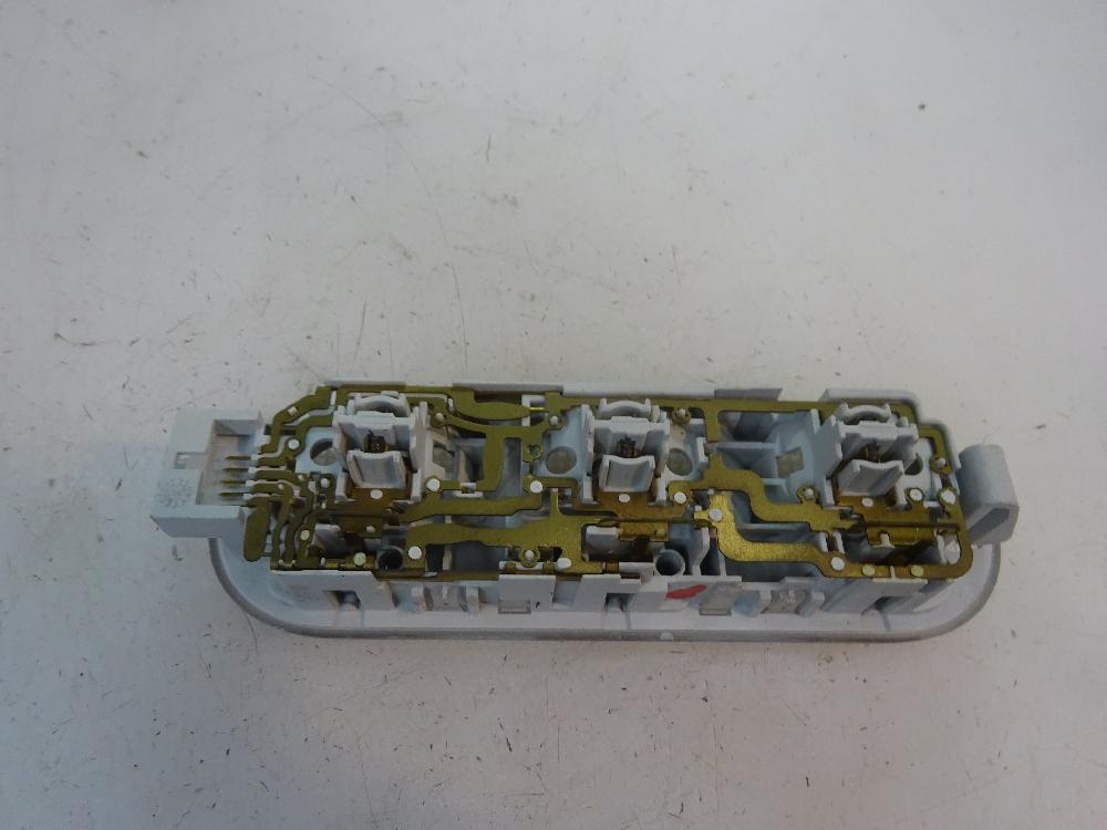 LUZ INTERIOR NISSAN MICRA 1.2 MT 98CV | 72KW