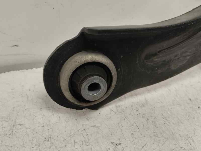 BRAZO SUSPENSION INFERIOR DELANTERO IZQUIERDO RENAULT CLIO 2018 0.9 TSE MT 90CV