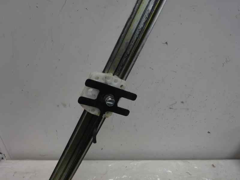 ELEVALUNAS DELANTERO IZQUIERDO RENAULT CLIO 1.9 D MT 64CV | 47KW