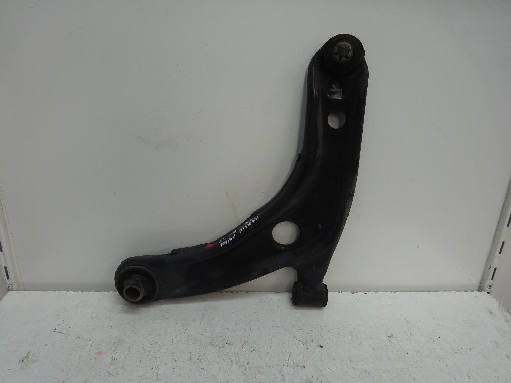 BRAZO SUSPENSION INFERIOR DELANTERO IZQUIERDO TOYOTA YARIS 1.0 MT 69CV