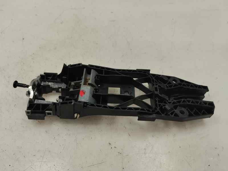 SOPORTE MANETA EXTERIOR DELANTERA IZQUIERDA SKODA FABIA 1.0 MT 75CV