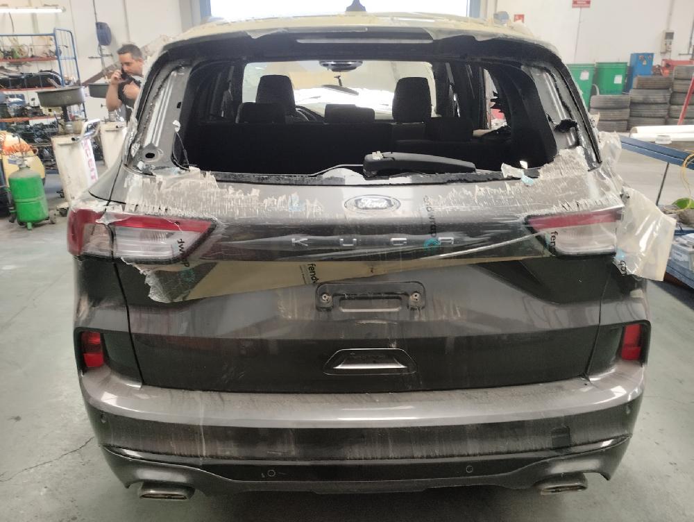 SISTEMA AUDIO RADIO CD FORD KUGA 1.5 150CV | 110KW, GASOLINA, MT, ACCIONAMIENTO DELANTERO