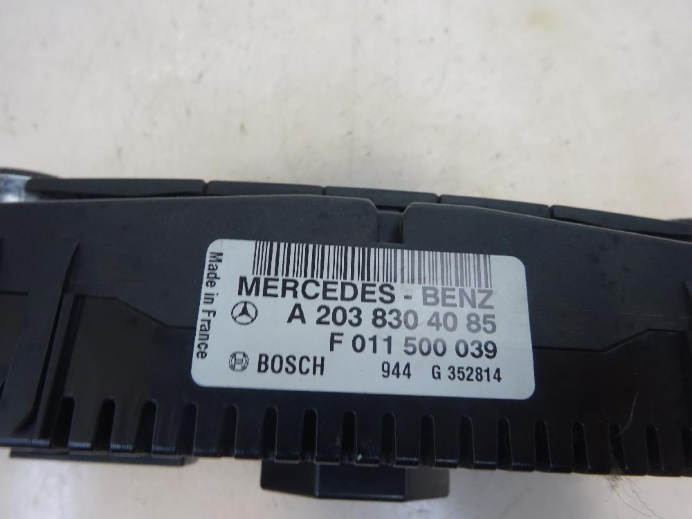 MANDO CLIMATIZADOR MERCEDES BENZ CLASE C 2007 2.2 MT 150CV | 110KW