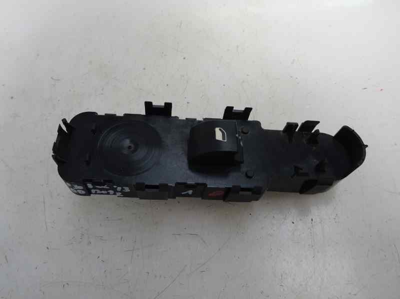 MANDO ELEVALUNAS DELANTERO DERECHO PEUGEOT 308 1.6 HDI MT 114CV