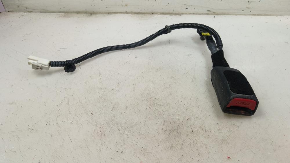 ANCLAJE CINTURON DELANTERO IZQUIERDO HYUNDAI IONIQ 1.6 HYBRID AMT 105CV