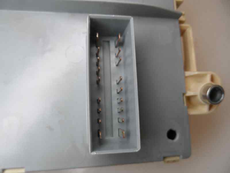 CAJA RELES FUSIBLES FIAT BRAVO 1.9 16V MULTIJET 115 120CV 5MT
