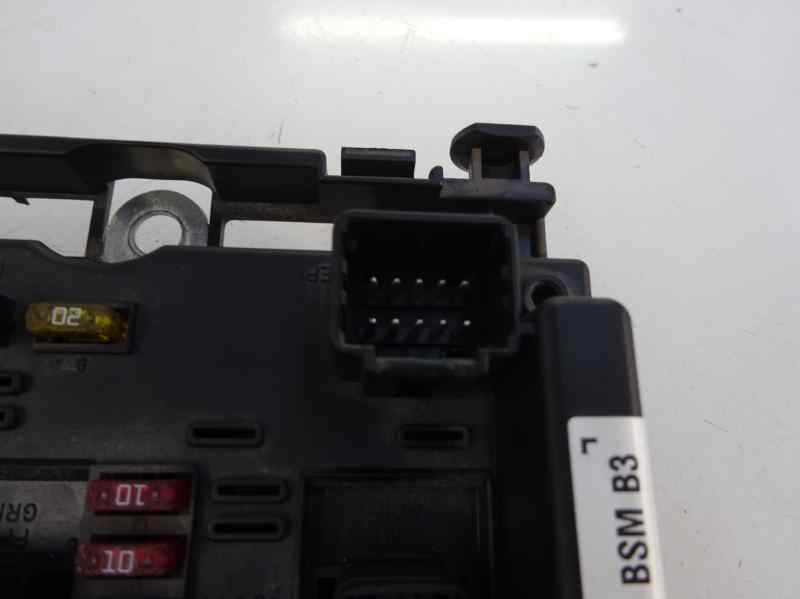 CAJA RELES FUSIBLES PEUGEOT 307 2.0 HDI MT 90CV