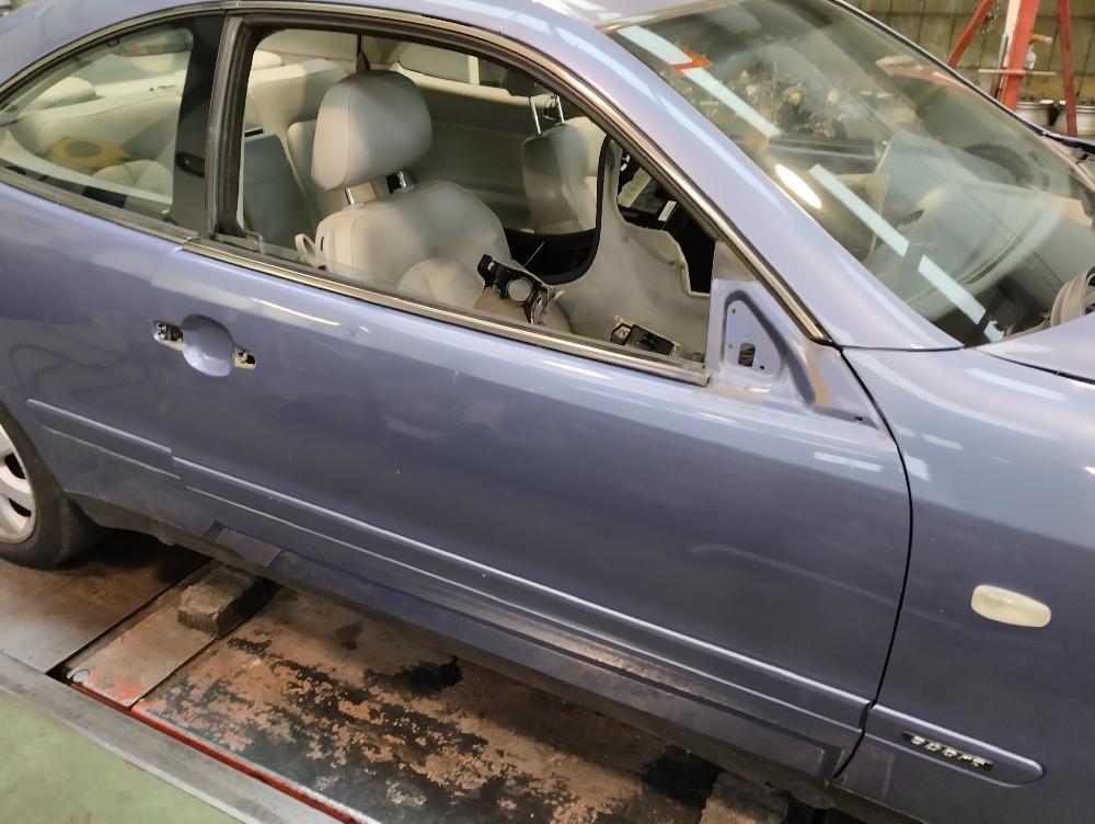 PUERTA DELANTERA DERECHA MERCEDES BENZ CLASE CLK 1999 2.0 CLK 200 MT 136CV