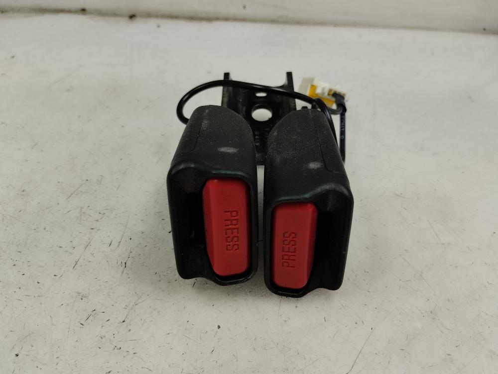 ANCLAJE CINTURON TRASERO DERECHO CITROEN DS4 1.6 THP MT 200CV