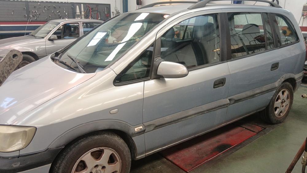 OPEL ZAFIRA 1999 2.0 AT 101CV | 74KW