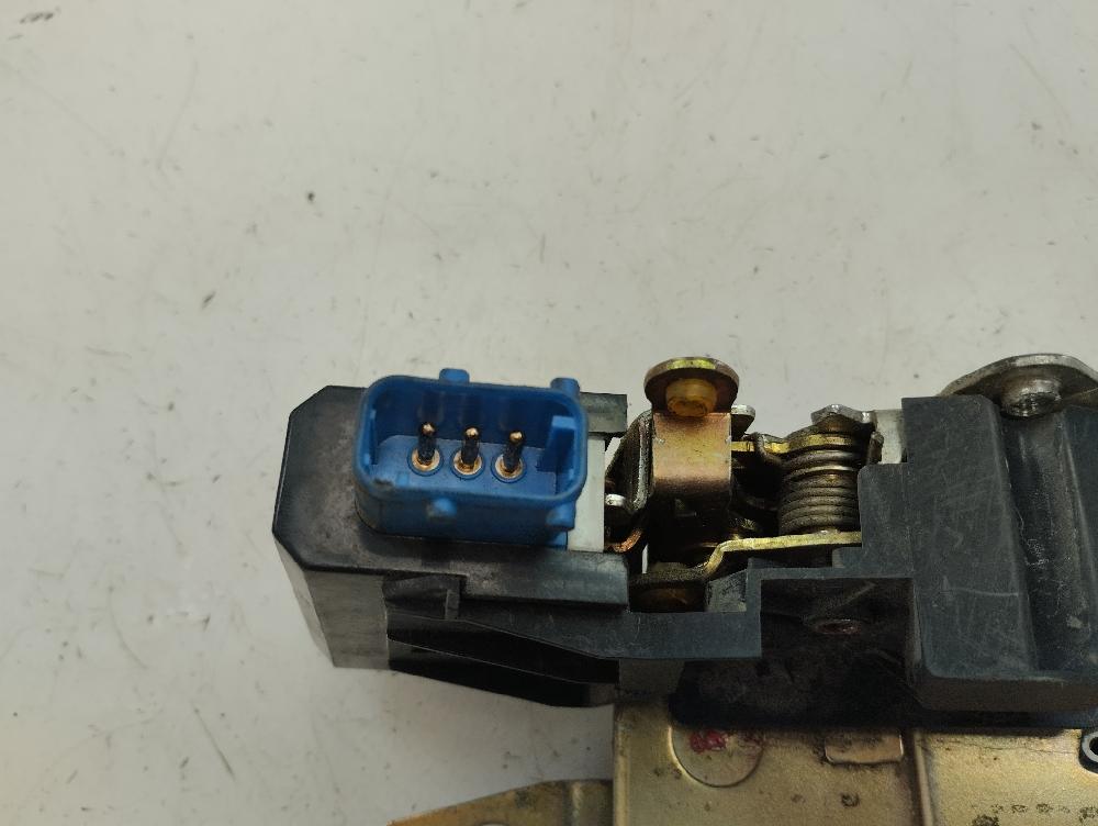 CERRADURA PUERTA DELANTERA DERECHA BMW SERIE 3 1.7 318TDS MT 90CV