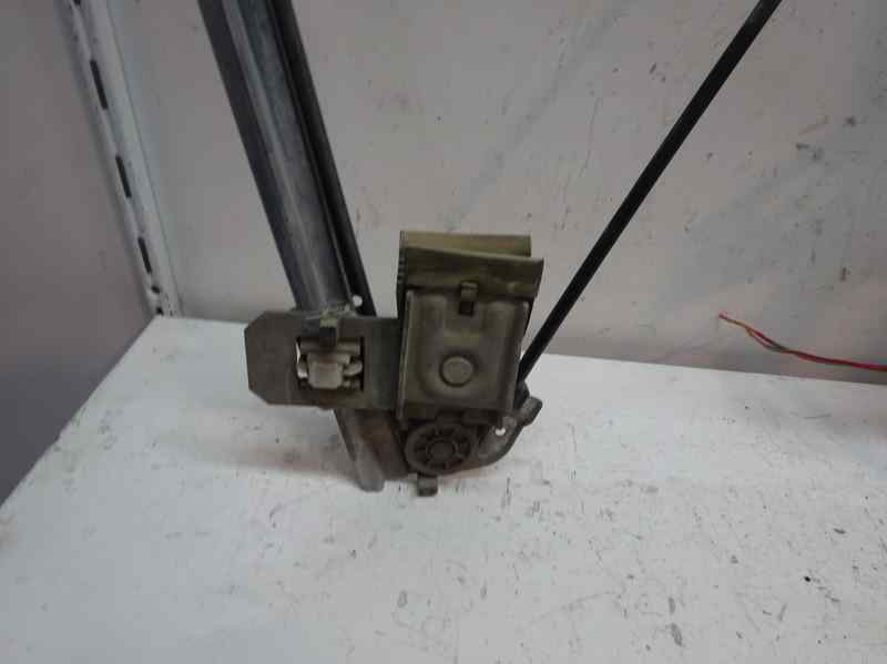 ELEVALUNAS DELANTERO DERECHO SEAT CORDOBA 1.9 D MT 68CV