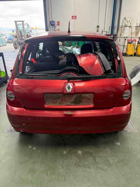 PILOTO TRASERO DERECHO RENAULT CLIO 1.2 MT 75CV