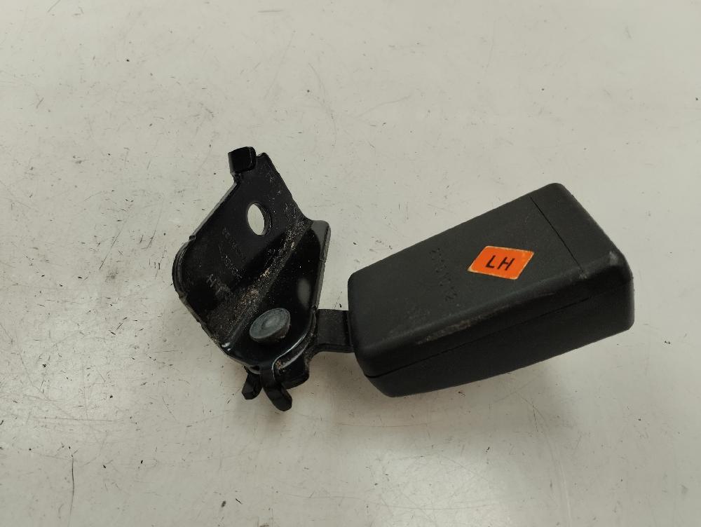 ANCLAJE CINTURON TRASERO IZQUIERDO HYUNDAI I40 1.7 CRDI MT 141CV