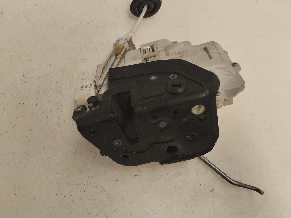 CERRADURA PUERTA TRASERA DERECHA AUDI A4 2.0 TDI MT QUATTRO 140CV