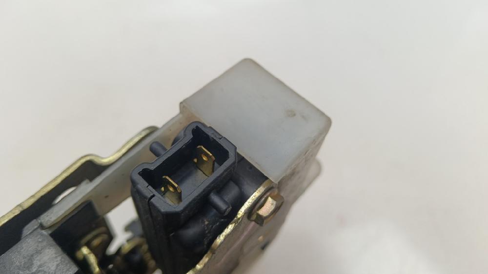 CERRADURA PUERTA TRASERA IZQUIERDA RENAULT CLIO 1.1 MT 60CV