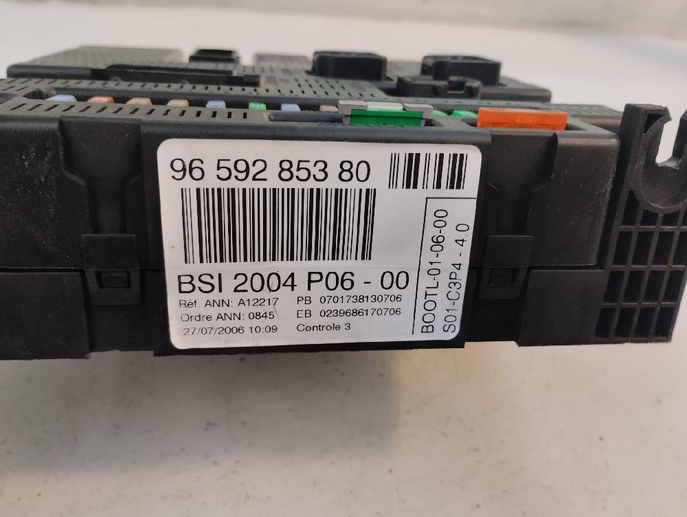 CAJA RELES FUSIBLES PEUGEOT 207 1.4 MT 88CV