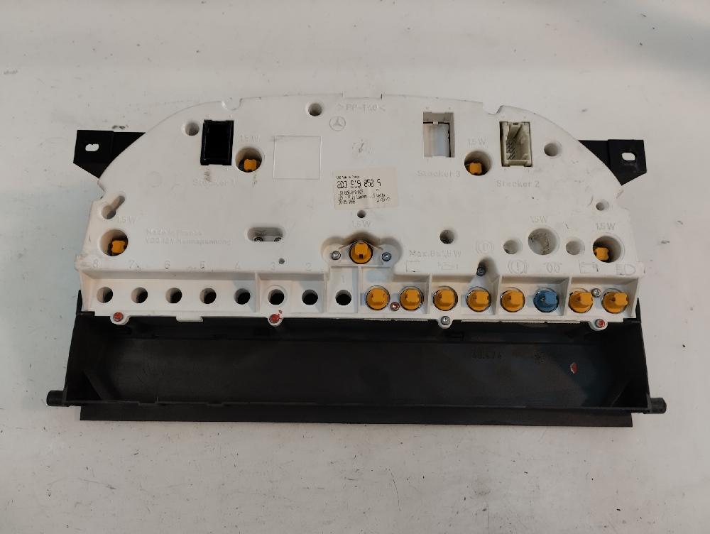 CUADRO INSTRUMENTOS VOLKSWAGEN MULTIVAN 2.5 TDI 102CV MT DIESEL