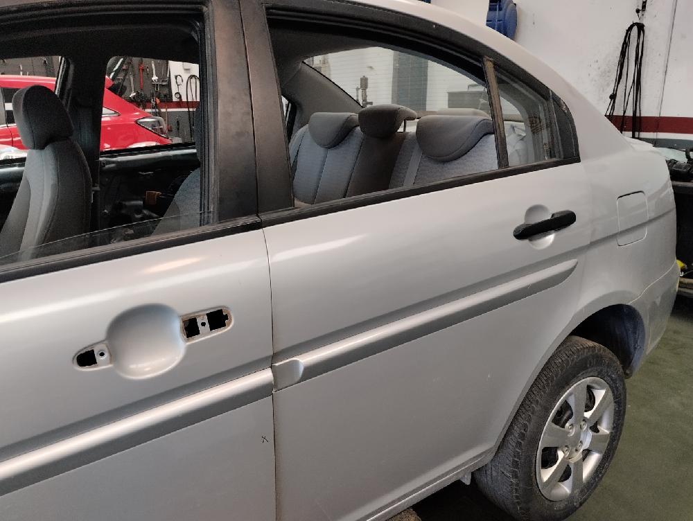 PUERTA TRASERA IZQUIERDA HYUNDAI ACCENT 1.4 MT 97CV | 71KW