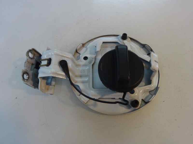 TAPA EXTERIOR COMBUSTIBLE TOYOTA PRIUS 1.8CVT 99CV