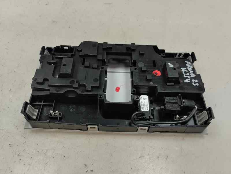 LUZ INTERIOR SEAT ARONA 1.0 AMT 110CV | 81KW