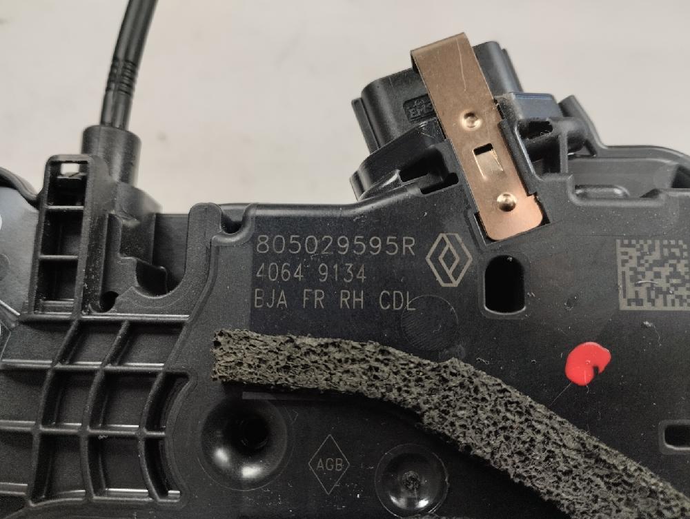 CERRADURA PUERTA DELANTERA DERECHA RENAULT CLIO 1.0 MT 101CV