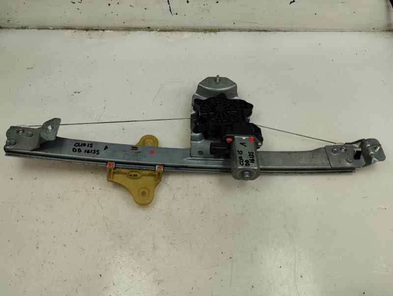 ELEVALUNAS DELANTERO DERECHO RENAULT CLIO 0.9 TSE MT 90CV