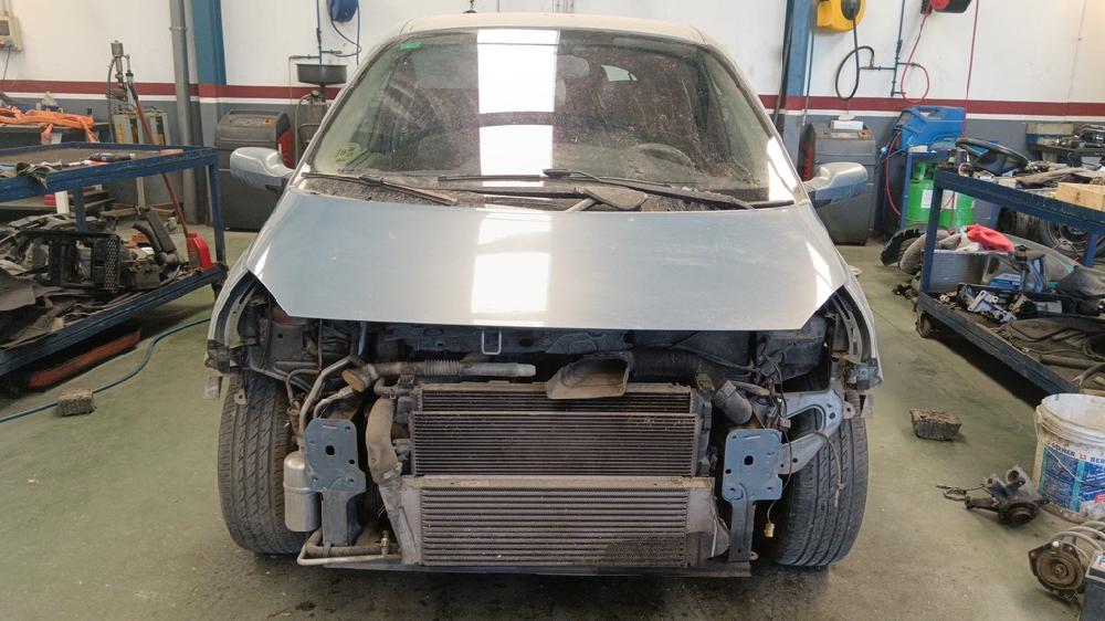 ALETA DELANTERA DERECHA RENAULT SCENIC 1.5 DCI MT 106CV