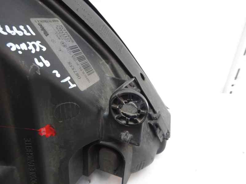 FARO IZQUIERDO RENAULT SCENIC 1.9 DCI MT 102CV