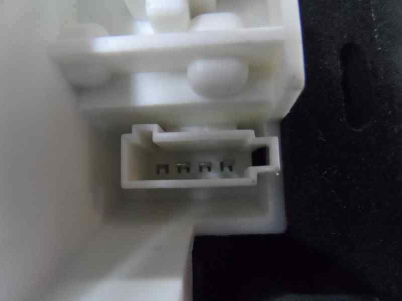 PILOTO TRASERO DERECHO INTERIOR OPEL ASTRA 1.7 CDTI MT 110CV