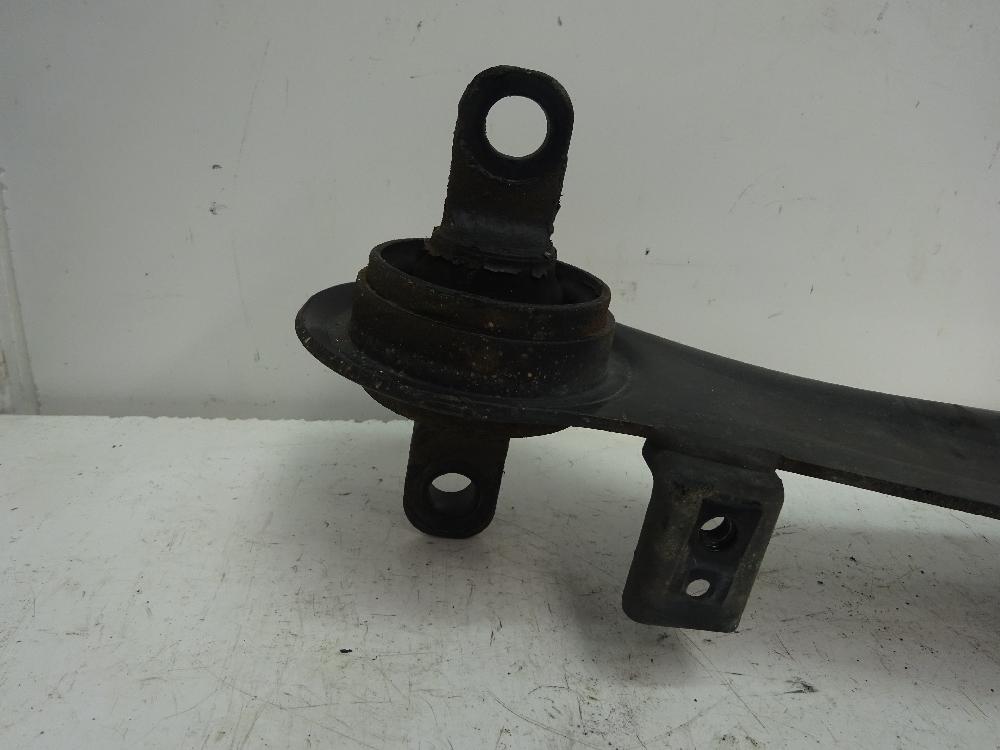 BRAZO SUSPENSION INFERIOR TRASERO IZQUIERDO KIA CARENS 2.0 CRDI MT 140CV
