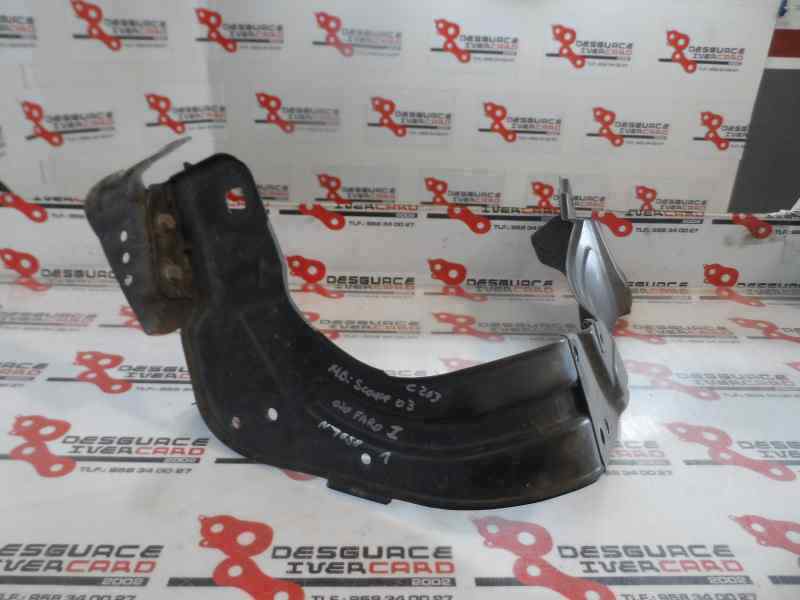 SOPORTE FARO IZQUIERDO MERCEDES BENZ CLASE C 2.2 MT 143CV | 105KW
