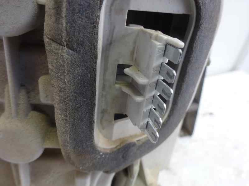PILOTO TRASERO DERECHO OPEL ASTRA 2.0 DTI MT 101CV | 74KW