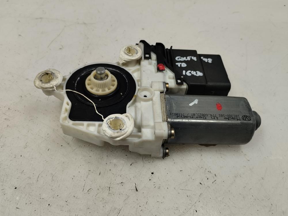MOTOR ELEVALUNAS TRASERO DERECHO VOLKSWAGEN GOLF 1.9 TDI MT 110CV