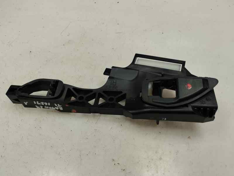 SOPORTE MANETA EXTERIOR PUERTA TRASERA IZQUIERDA HYUNDAI BAYON 1.2 MT 84CV | 62KW