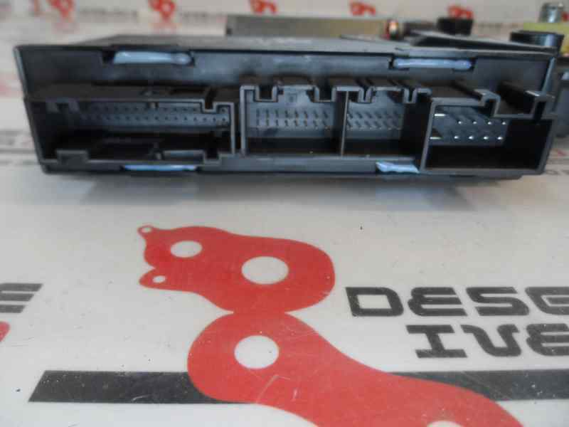MOTOR ELEVALUNAS TRASERO DERECHO VOLKSWAGEN TOUAREG 2.5 TDI MT 174CV | 128KW
