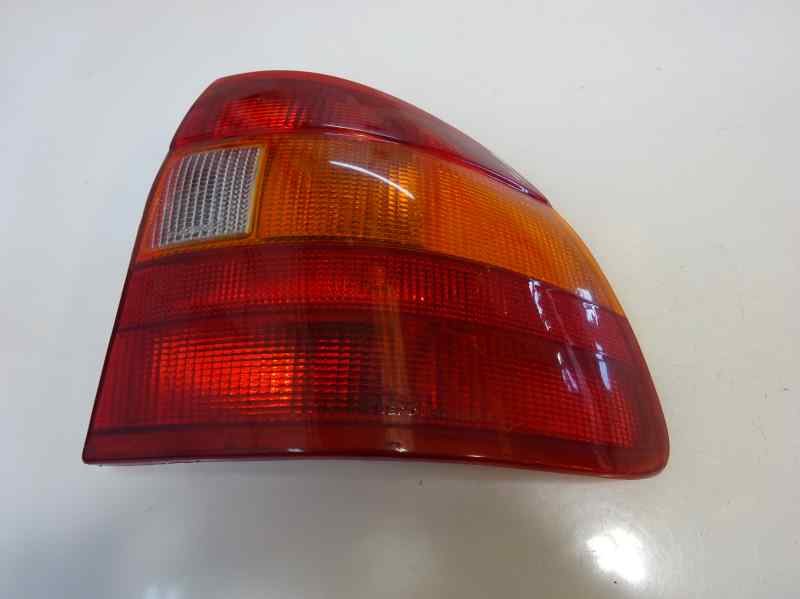 PILOTO TRASERO DERECHO OPEL ASTRA 1.6 MT 101CV | 74KW