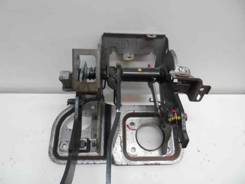 PEDAL EMBRAGUE OPEL AGILA 1.3 CDTI MT 75CV