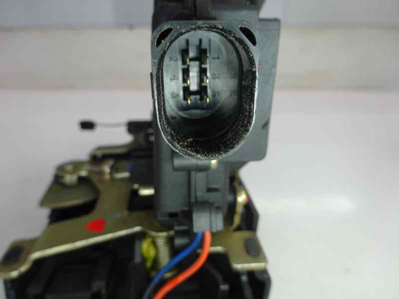 CERRADURA PUERTA TRASERA DERECHA VOLKSWAGEN BORA 2000 1.9 TDI 4MOTION MT 90CV | 67KW