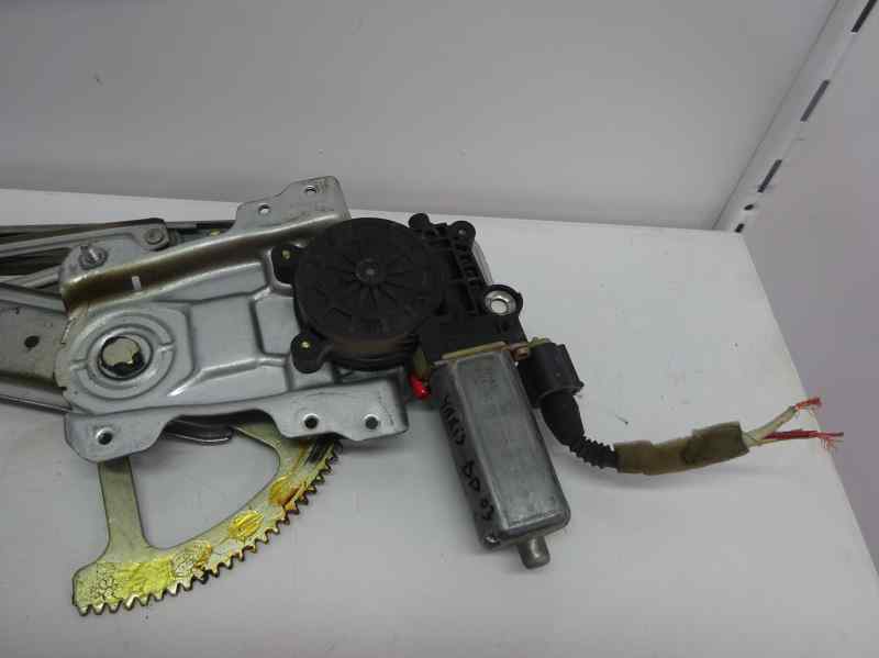 ELEVALUNAS DELANTERO DERECHO TOYOTA YARIS 1.3 MT 87CV