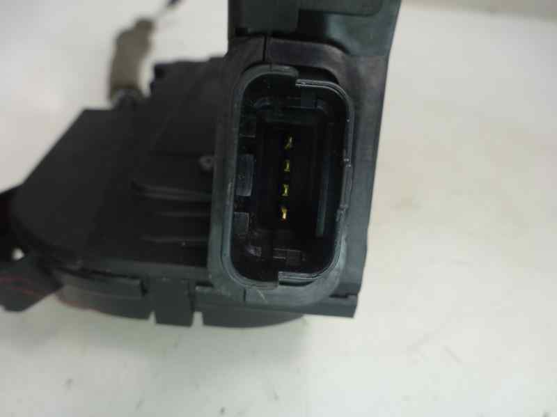 CERRADURA PUERTA DELANTERA DERECHA RENAULT CLIO 1.5 DCI MT 90CV