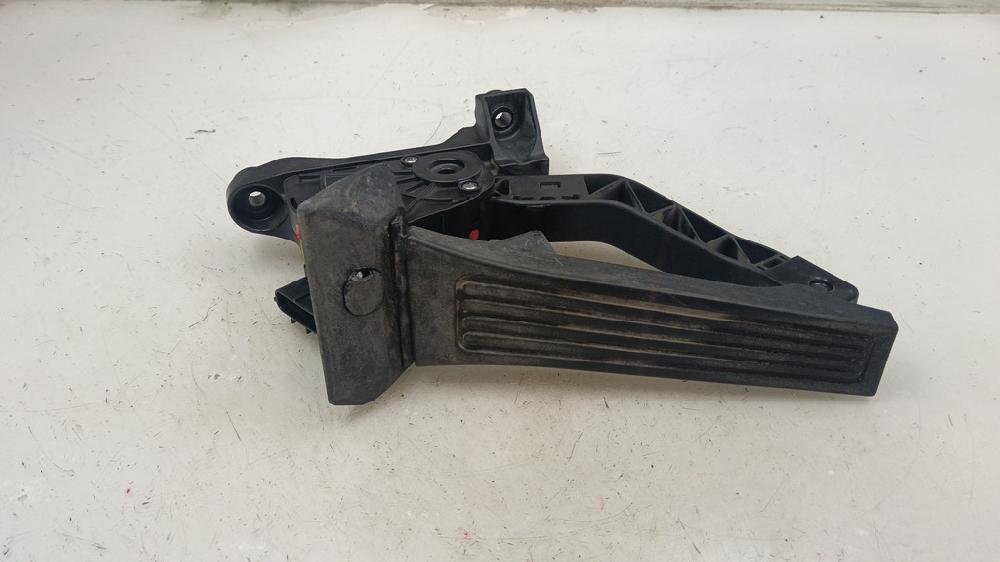 POTENCIOMETRO PEDAL KIA CARENS 1.6 MT 135CV | 99KW
