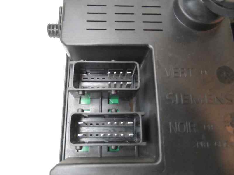 CAJA RELES FUSIBLES PEUGEOT 206 1.9 D MT 70CV