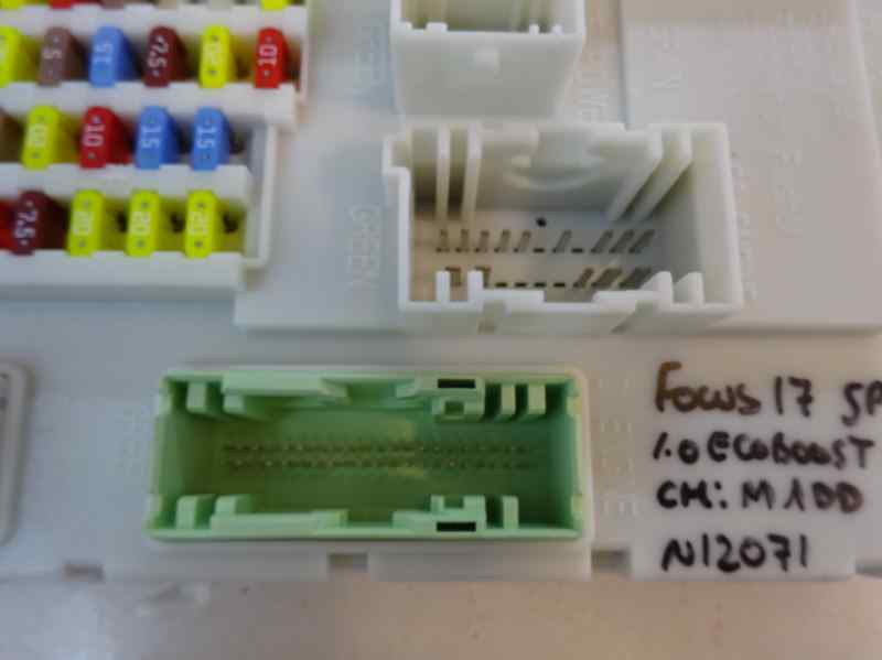 CAJA RELES FUSIBLES FORD FOCUS 1.0 ECOBOOST MT 125CV