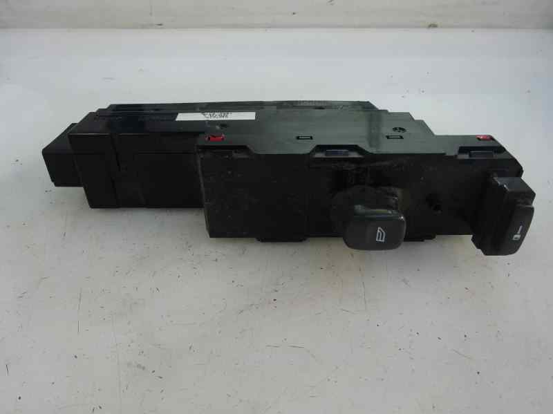 MANDO ELEVALUNAS DELANTERO DERECHO VOLVO S80 2.5 TD MT 140CV