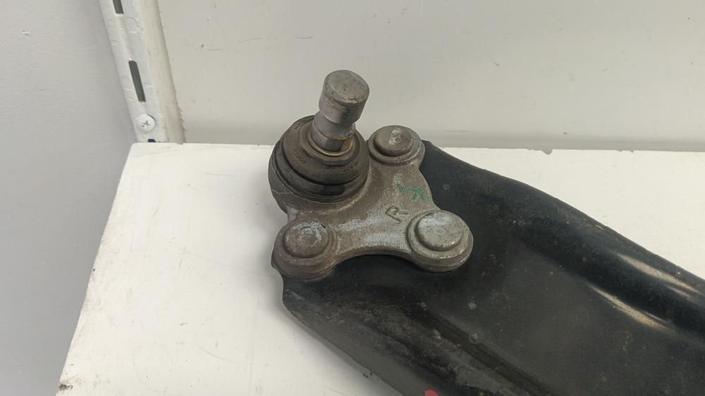 BRAZO SUSPENSION INFERIOR DELANTERO DERECHO HYUNDAI TUCSON 1.6 MT 132CV
