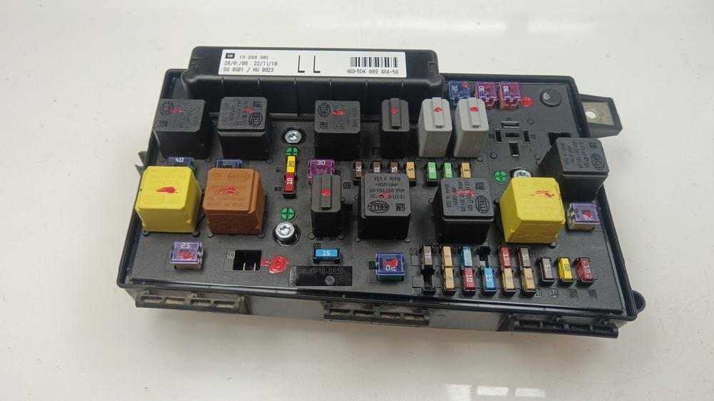 CAJA RELES FUSIBLES OPEL ASTRA 1.3 MT 90CV | 66KW
