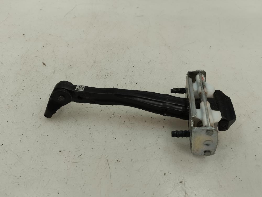 RETENEDOR PUERTA FORD KUGA 1.5 150CV | 110KW, GASOLINA, MT, ACCIONAMIENTO DELANTERO