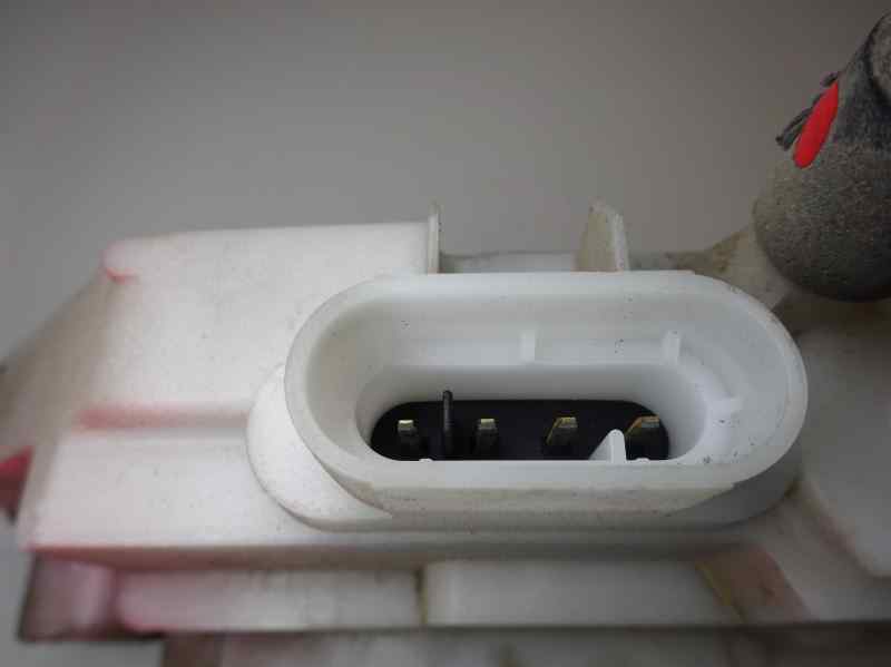 CERRADURA PUERTA DELANTERA DERECHA CITROEN C2 1.4 HDI MT 68CV