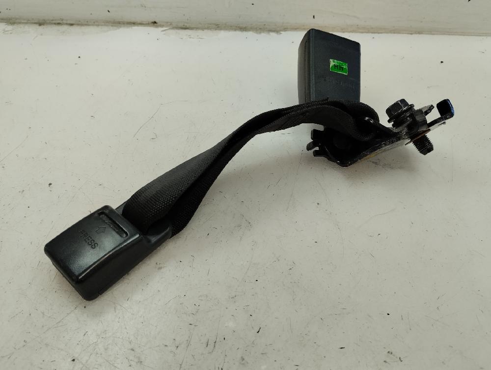 ANCLAJE CINTURON TRASERO DERECHO HYUNDAI I40 1.7 CRDI MT 141CV